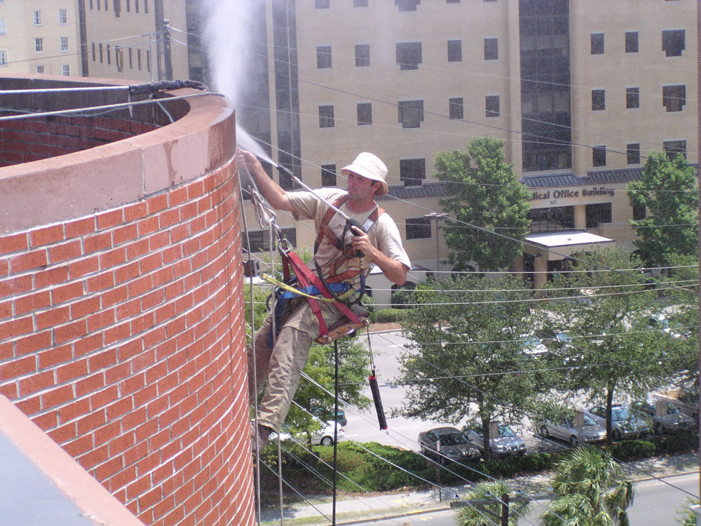 High Rise Commercial Pressure Washing